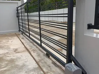 ผลงานติดตั้งเหล็กดัด