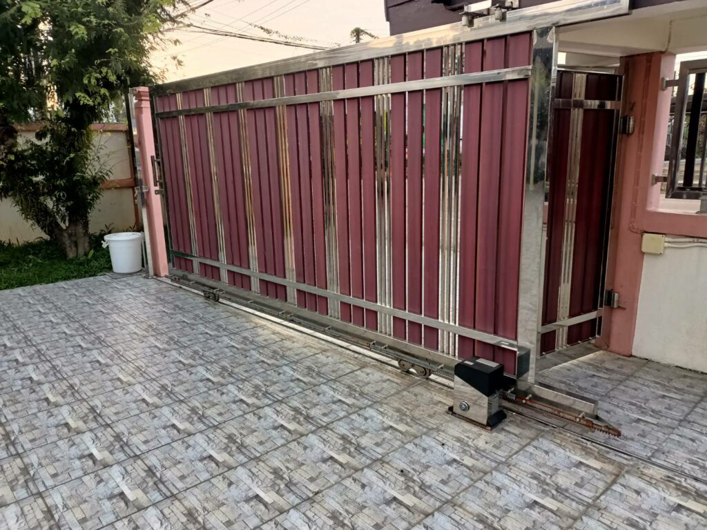 สแตนลสจันทบุรี ประตูรั้ว รีโมท ช่องรั้ว โครงหลังคา